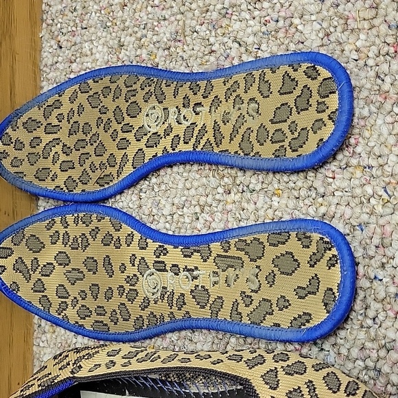 Rothy's, women's Tan and Black Leopard Flats, Sz 7 - Picture 4 of 7
